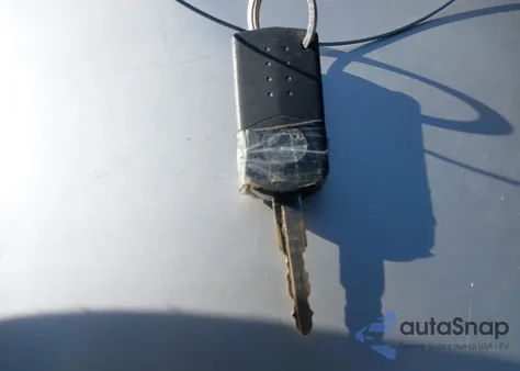 2010 Mazda Mazda5 Sport z USA, uszkodzony, nr VIN JM1CR2W38A0385521